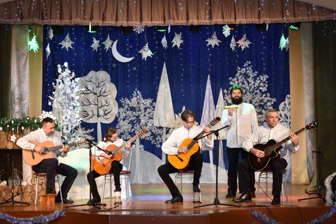 ДУША НАСТРОЕНА НА ПЕСНЮ